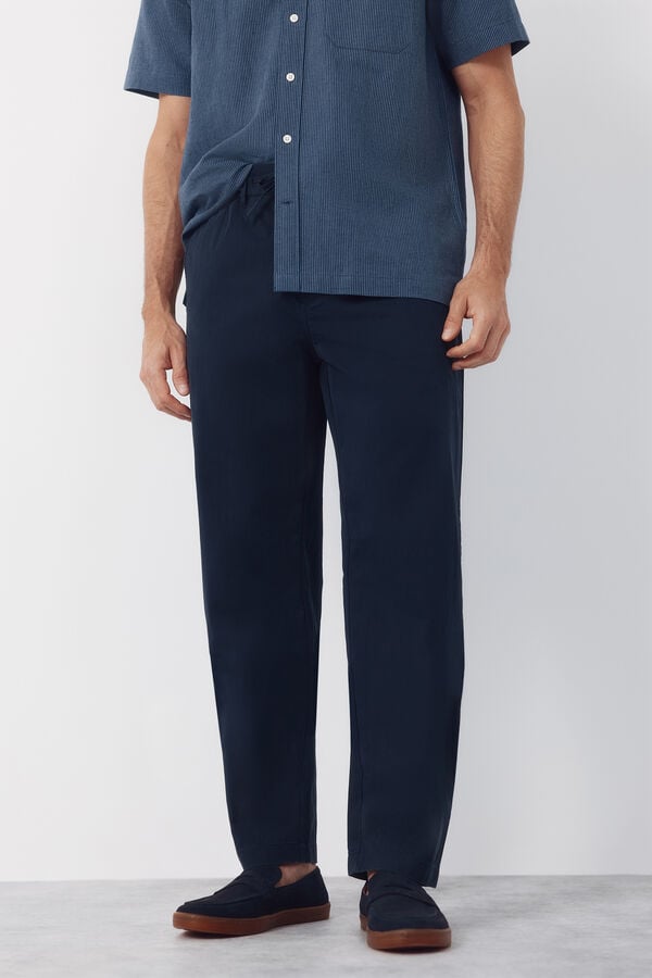 Cortefiel Lightweight regular jogger Navy