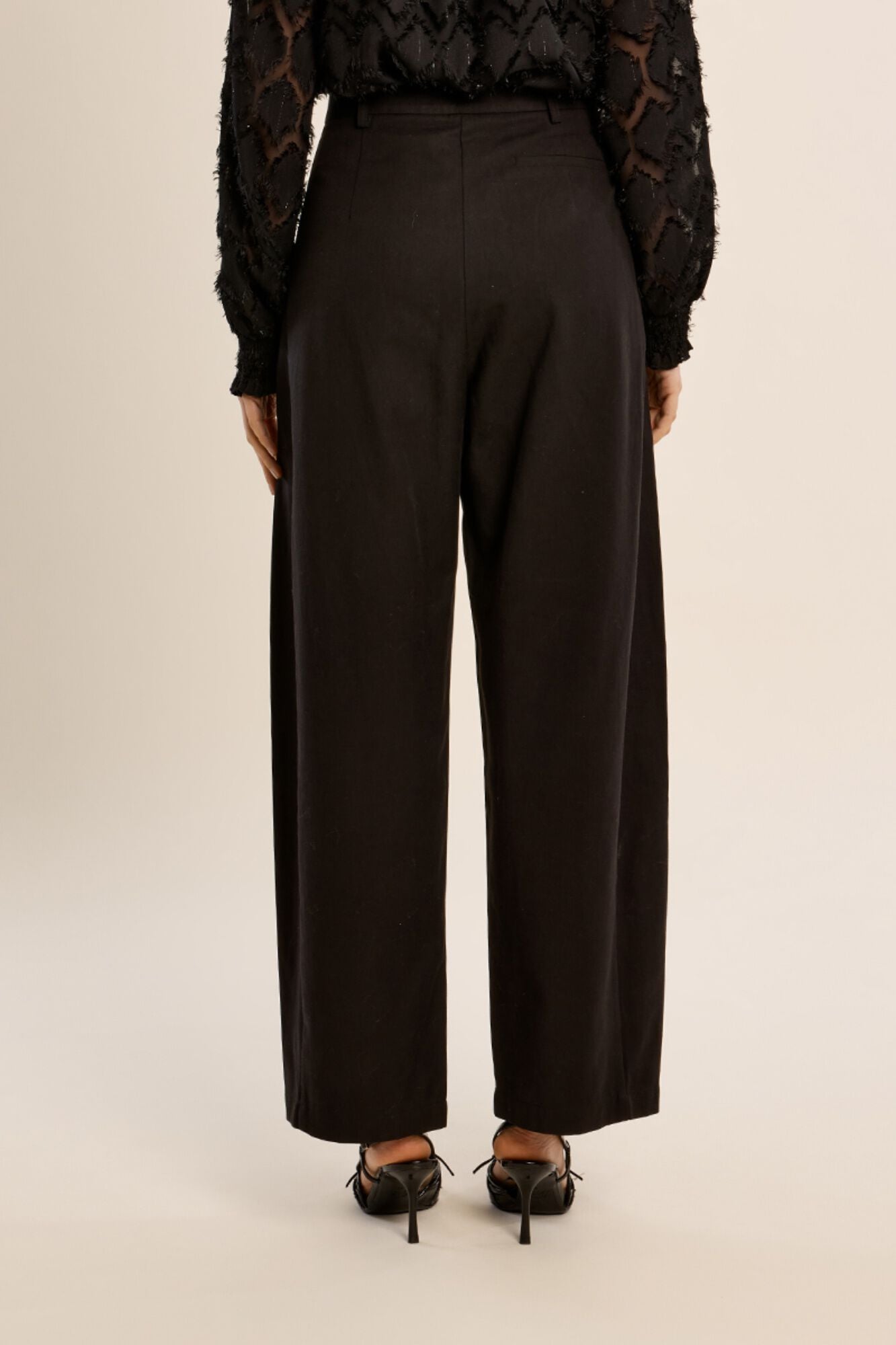Molly Bracken Cal&ccedil;a comprida estilo barrel