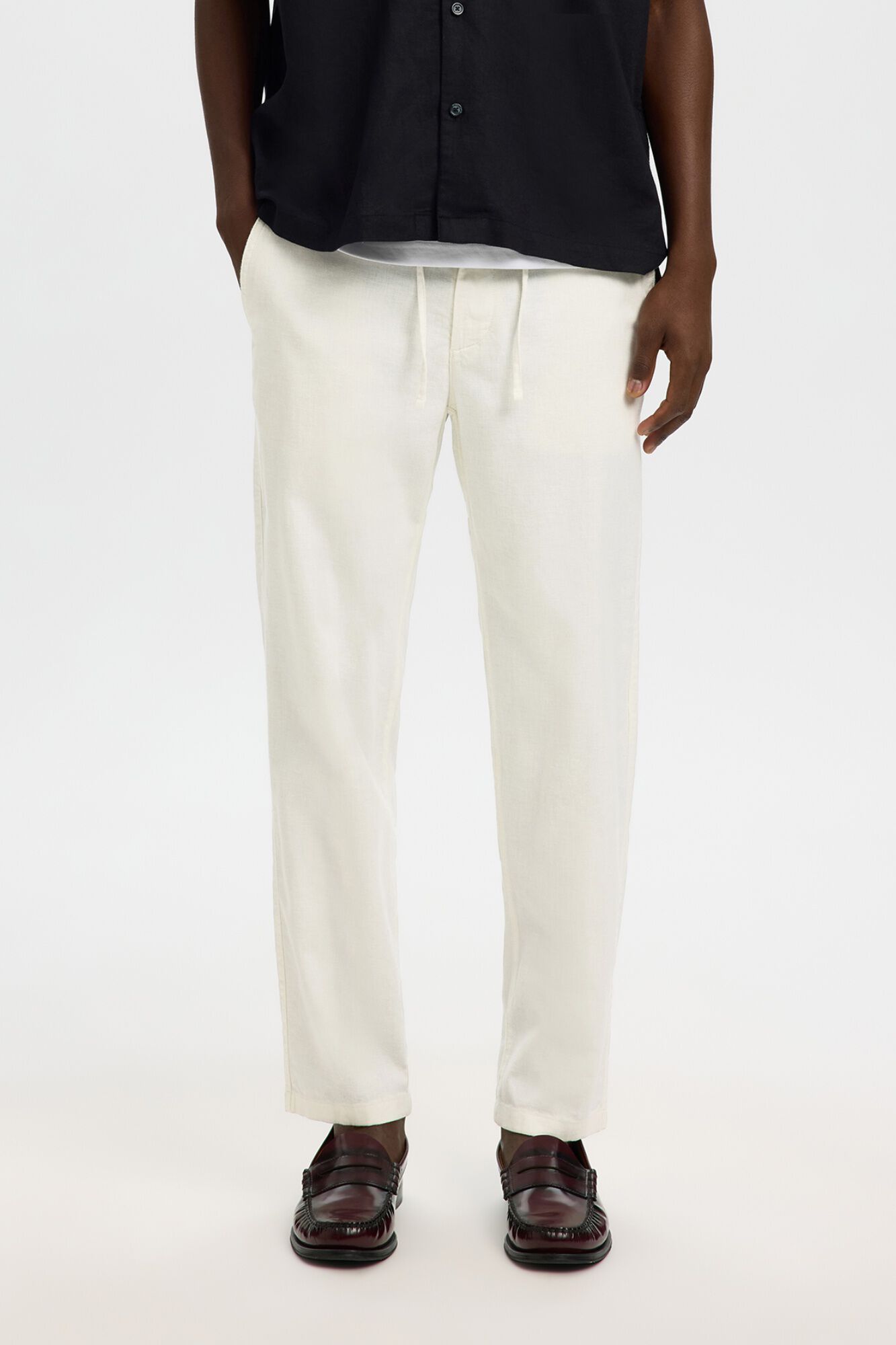 Selected Pantal&oacute;n chino lino
