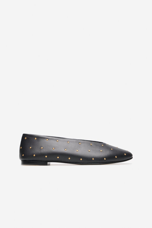 Cortefiel Studded leather ballerina Black