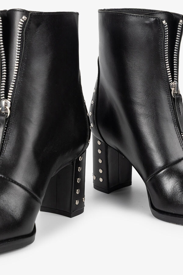 Popa Botim feminina de couro Athena Preto