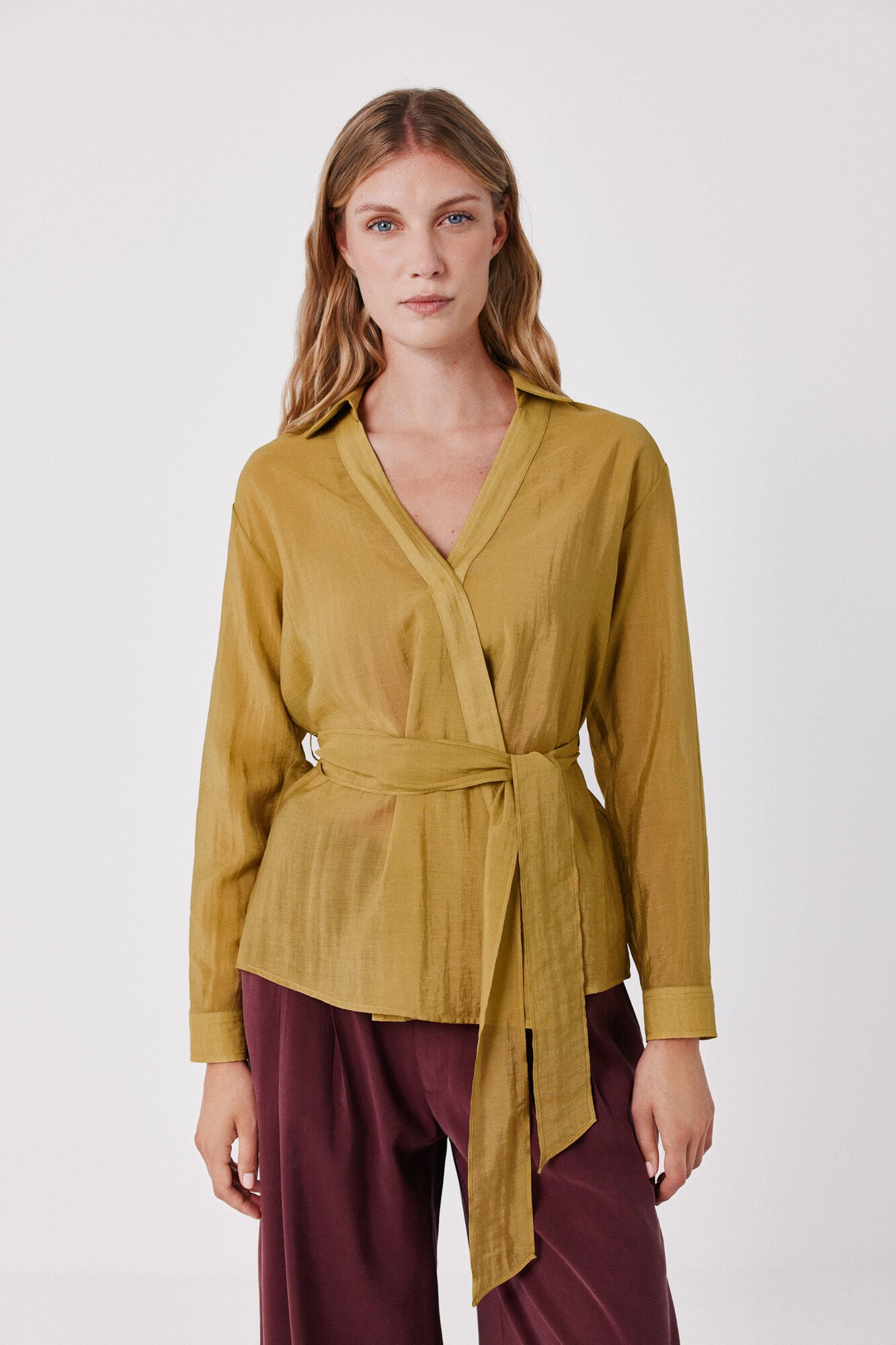 Cortefiel Blusa cruzada ligera