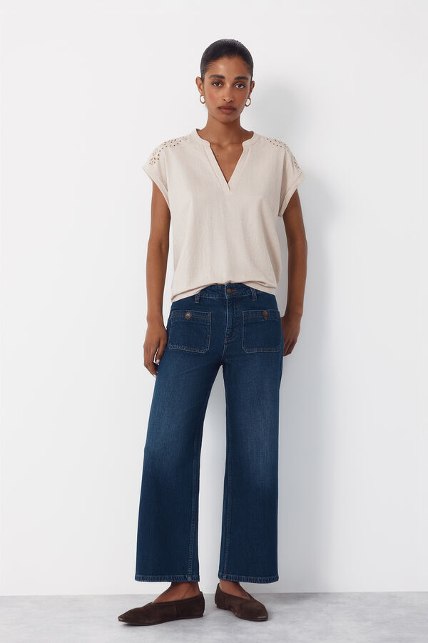 Cortefiel Stretch piqu&eacute; polo with embroidered detail Beige