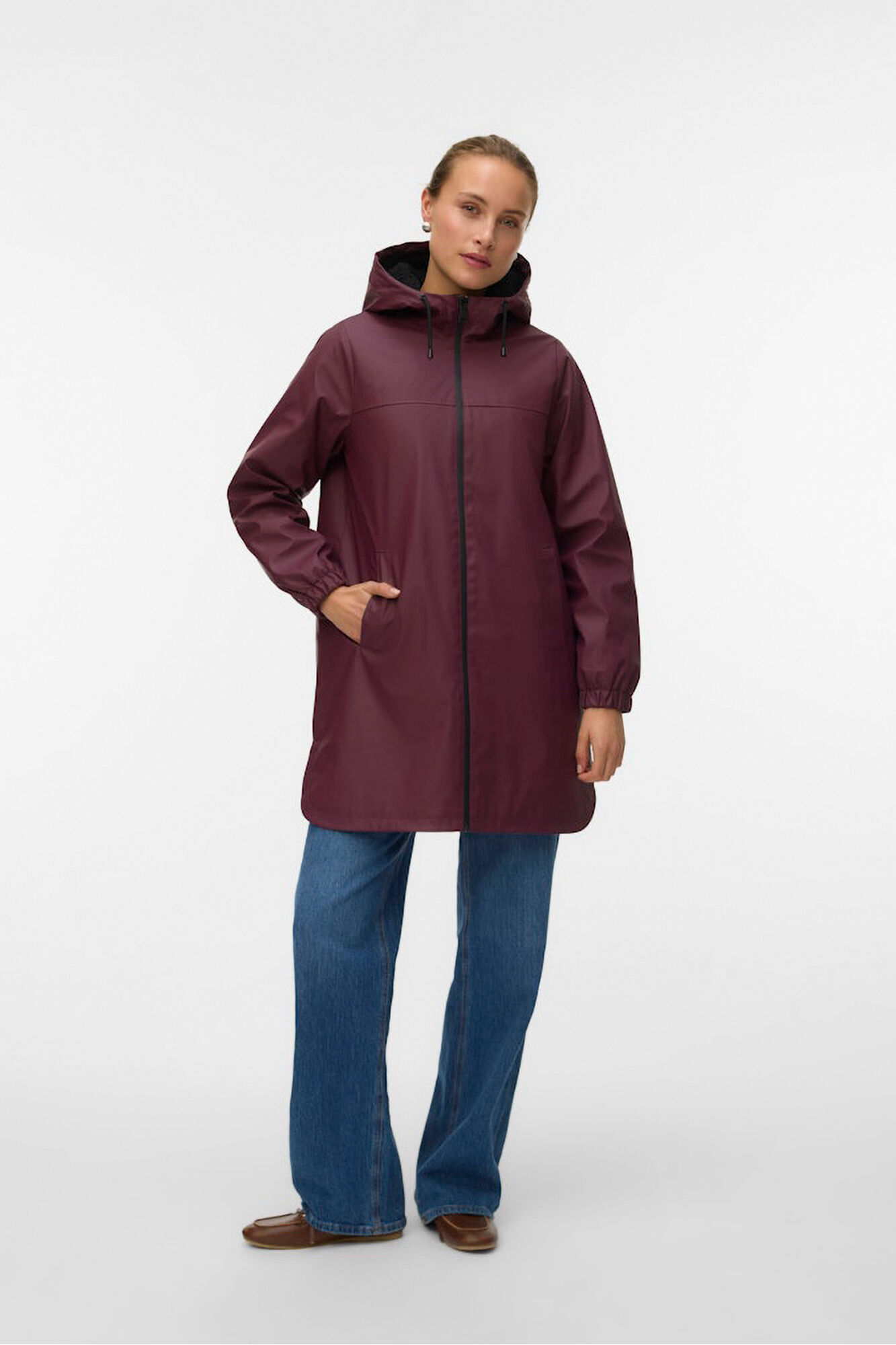 Vero Moda Imperme&aacute;vel com capuz