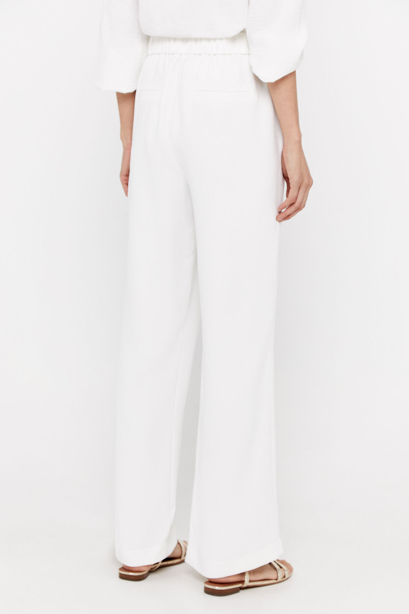Pantalon blanco 2025 mujer cortefiel