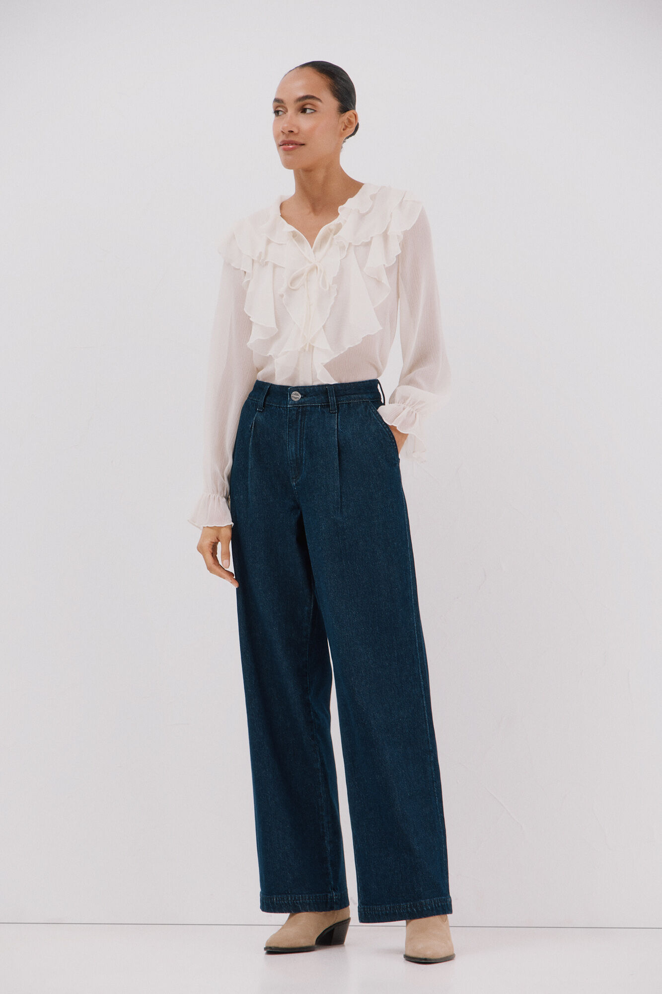 Cortefiel Pleats jeans