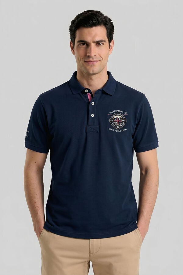 Valecuatro Polo semibordado United Azul