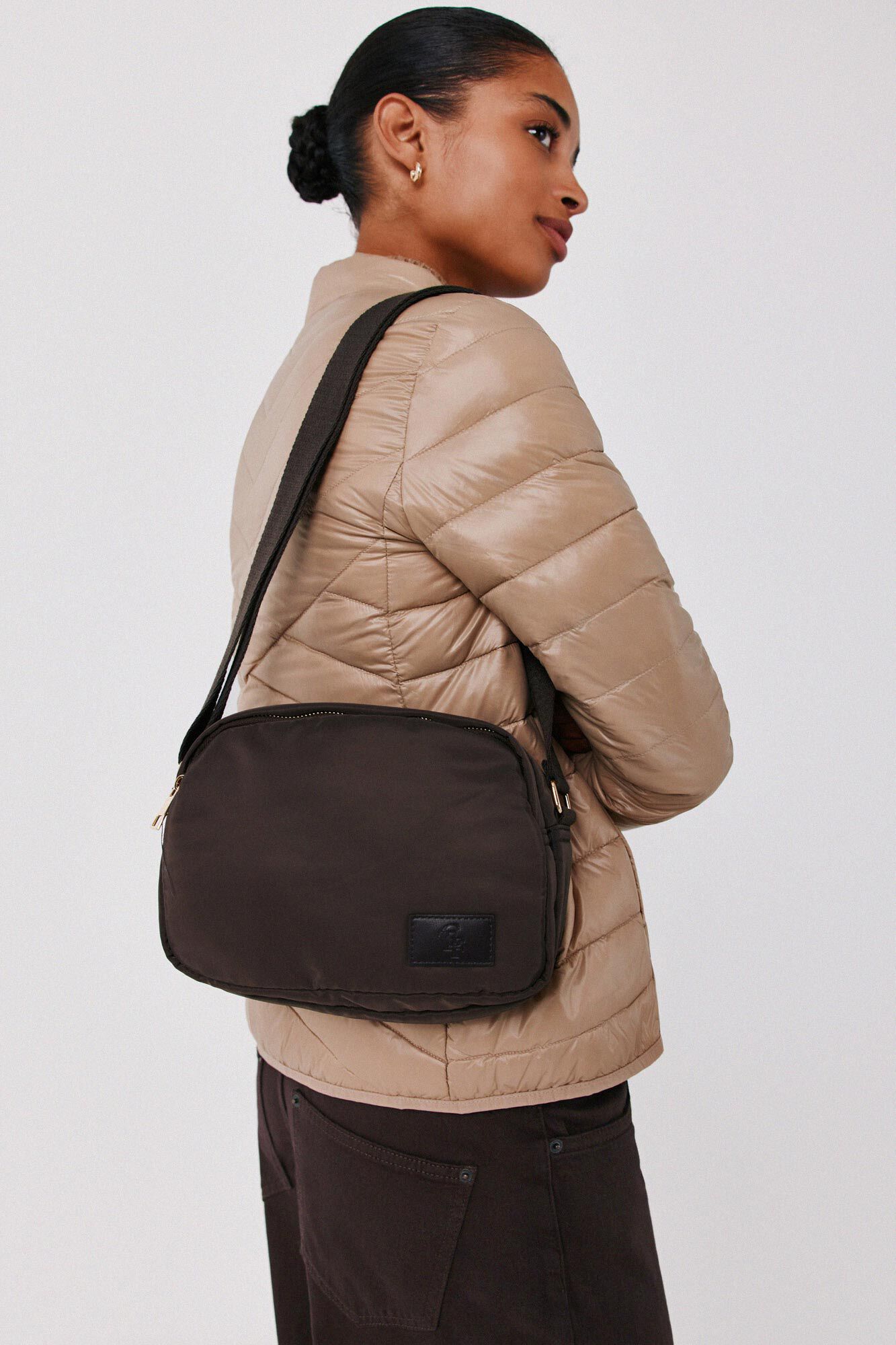 Cortefiel Puffer fabric crossbody bag