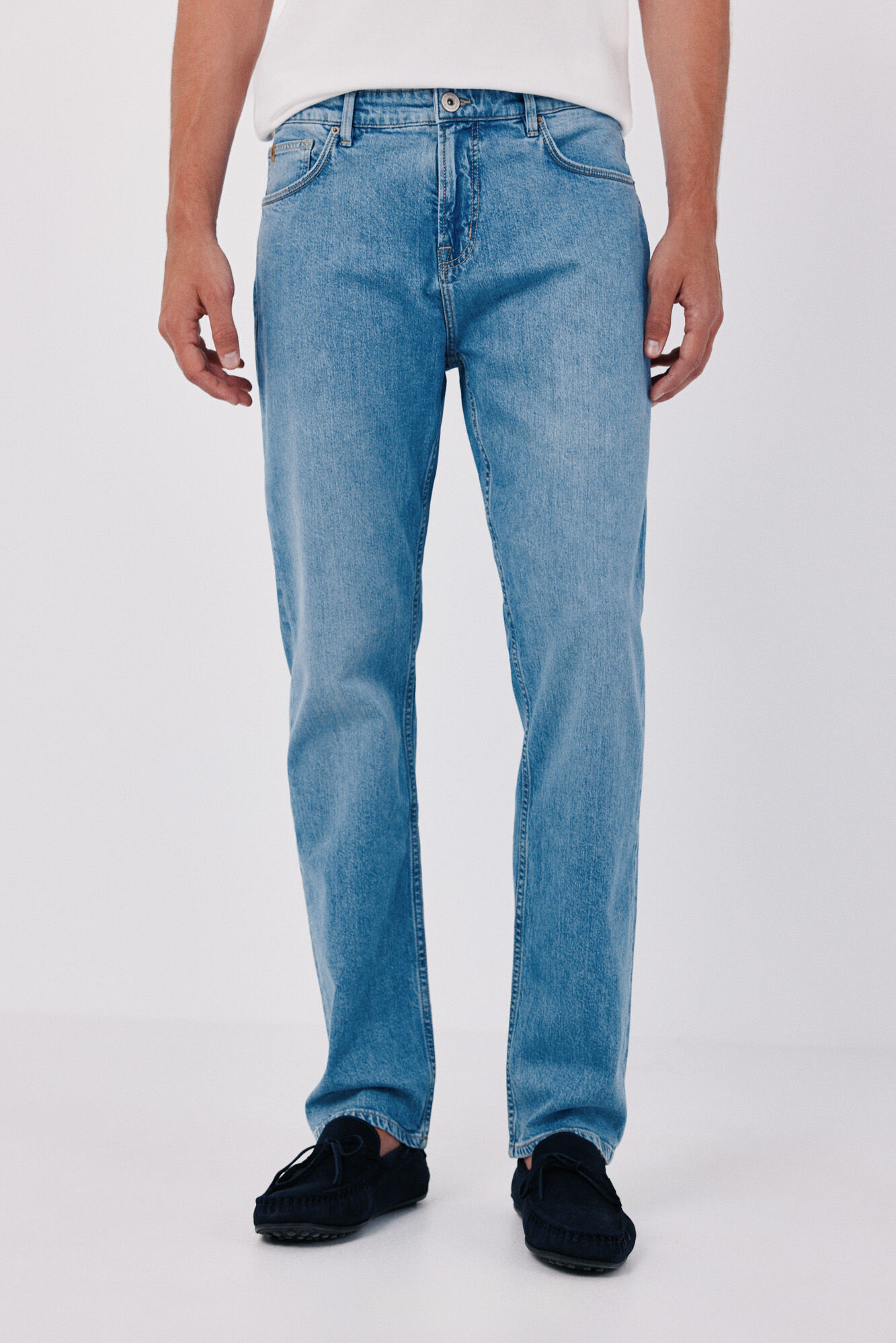 Cortefiel Lightweight regular jeans