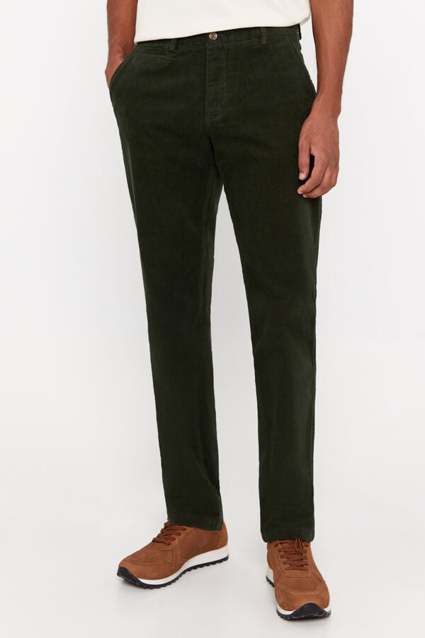   Essentials Pantalón chino de pana para hombre con corte  clásico, verde, 30W x 28L : Ropa, Zapatos y Joyería
