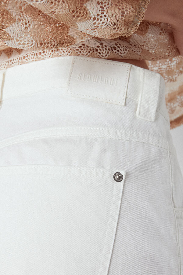 Cortefiel Shorts with front yoke White