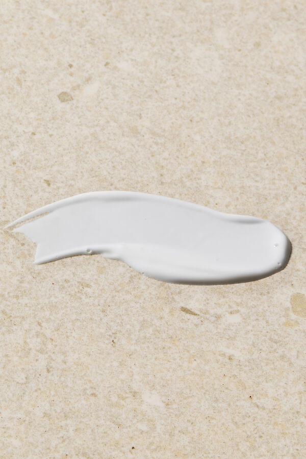 The Body Shop Vitamin E Facial Cleanser 125 ml Multicolour