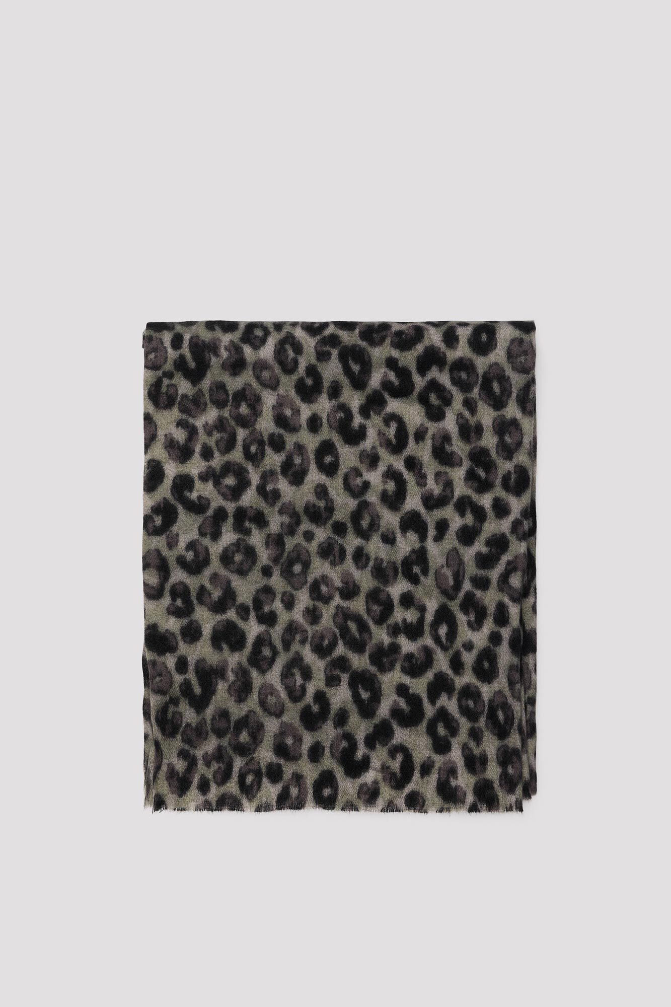 Cortefiel Leopard print scarf