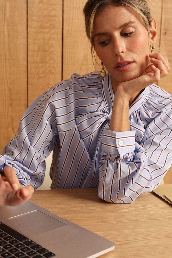 Pol&iacute;n Et Moi Striped tie shirt Giomar Blue