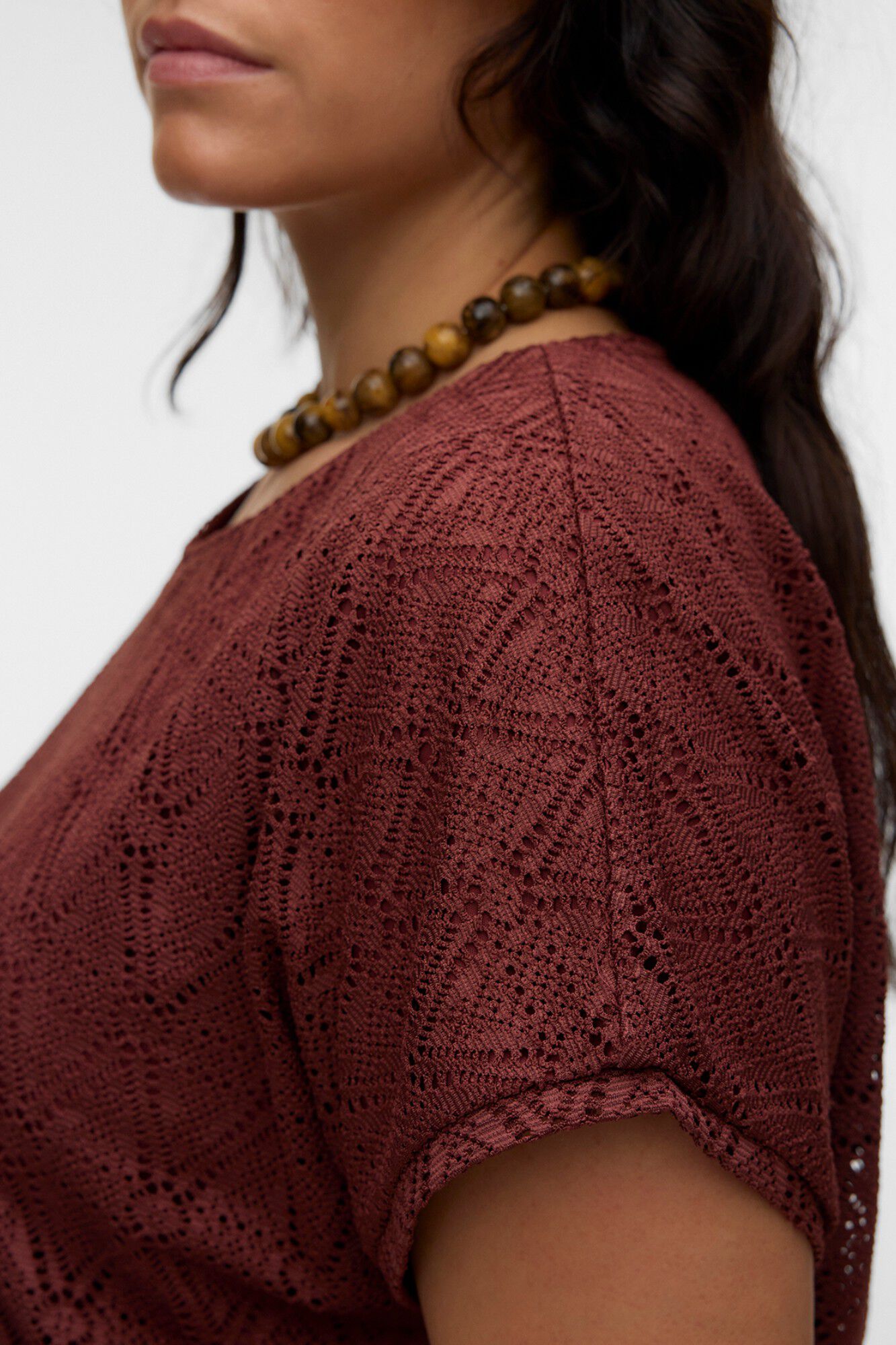 Vero Moda Curve Top detalles calados talla grande