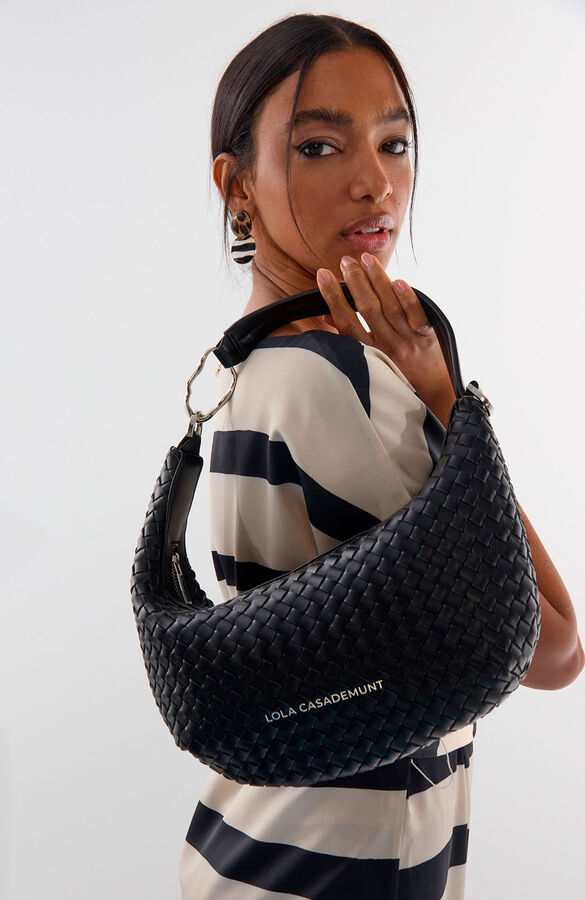 Lola Casademunt Mala entran&ccedil;ada Preto