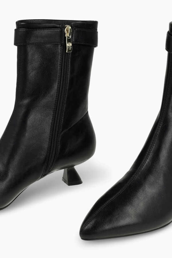 Lodi Botins com efeito de couro e detalhes Preto