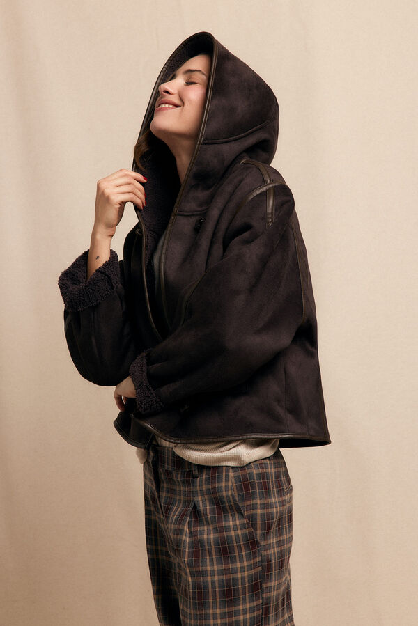 Slowlove Sobretudo curto com efeito dupla face e capuz Castanho