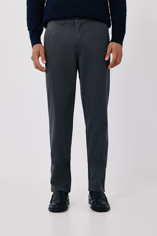 Cortefiel Chino b&aacute;sico regular Gris oscuro