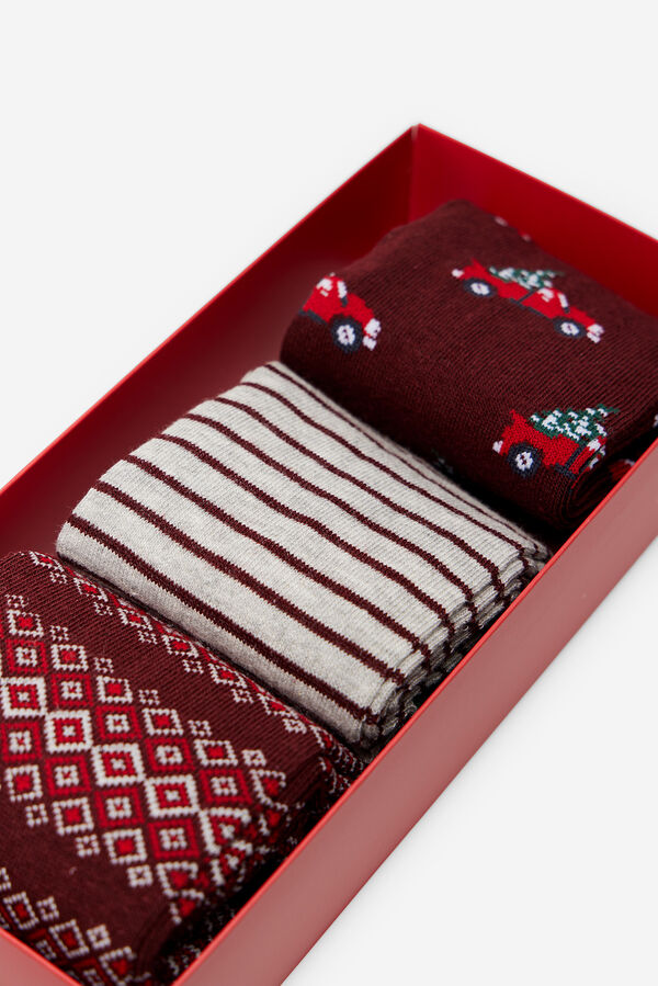 Cortefiel 3 pairs socks gift box Maroon