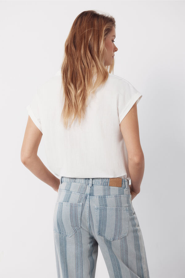 Cortefiel Stretch piqu&eacute; polo with embroidered detail White