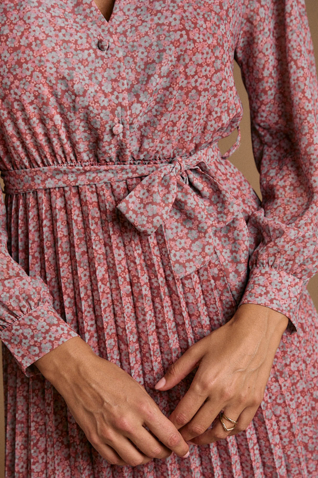 Pol&iacute;n Et Moi Vestido florido lil&aacute;s