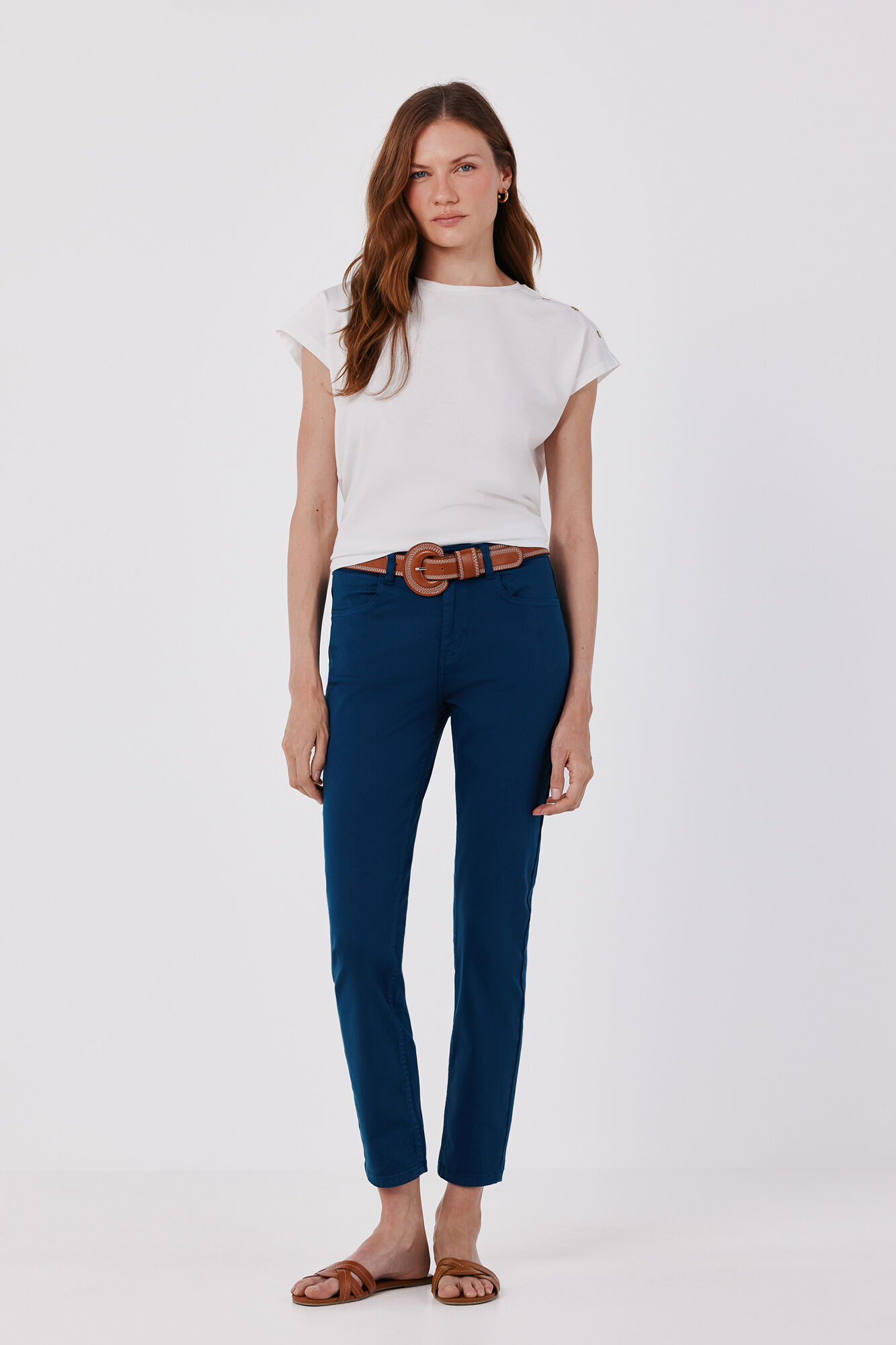 Cortefiel Basic t-shirt with gold buttons