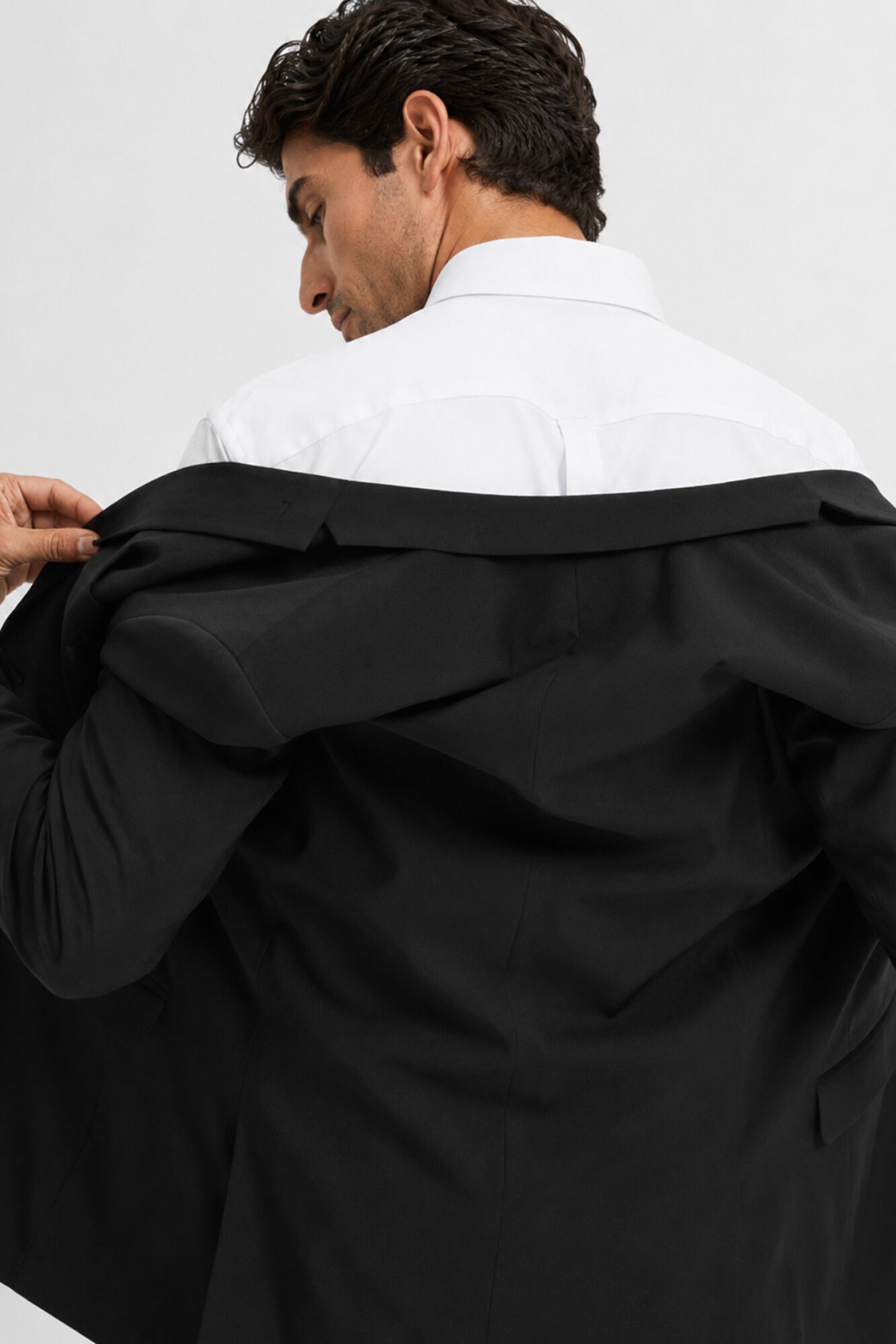 Selected Slim fit suit jacket made from recycled materials.