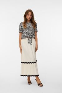 Vero Moda Top camiseiro com la&ccedil;ada