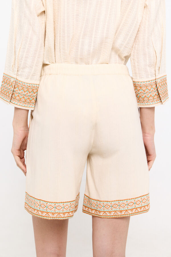 Cortefiel Embroidered shorts Ivory