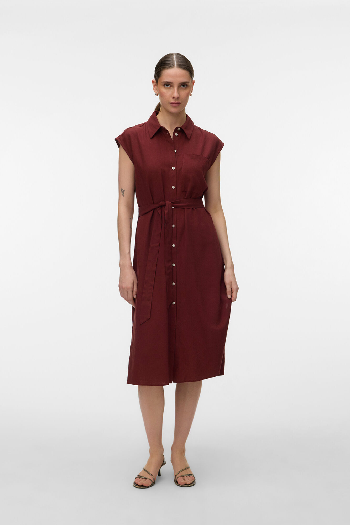Vero Moda Vestido 7/8 camiseiro