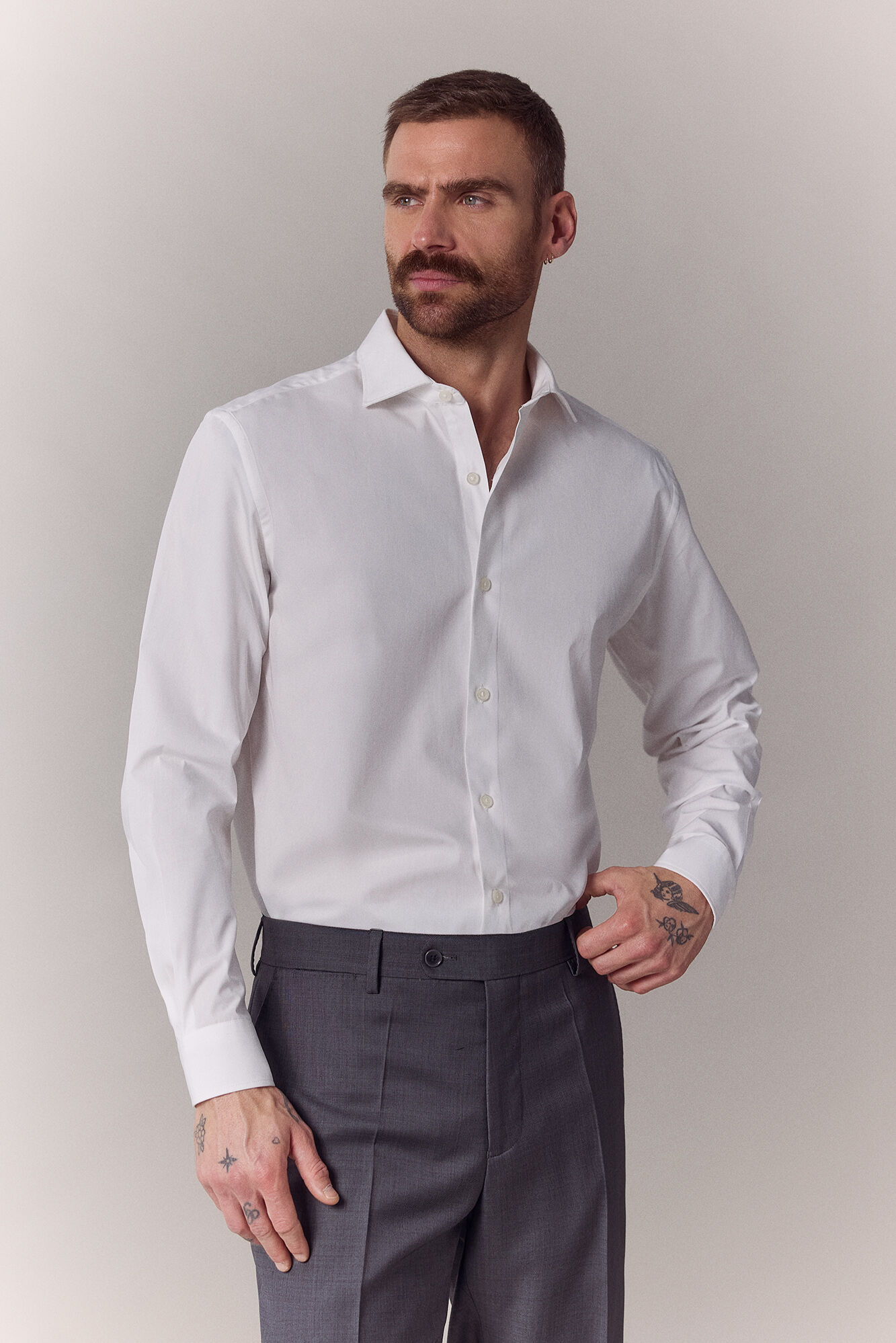 OOTO Camisa lisa de manga comprida em popelina