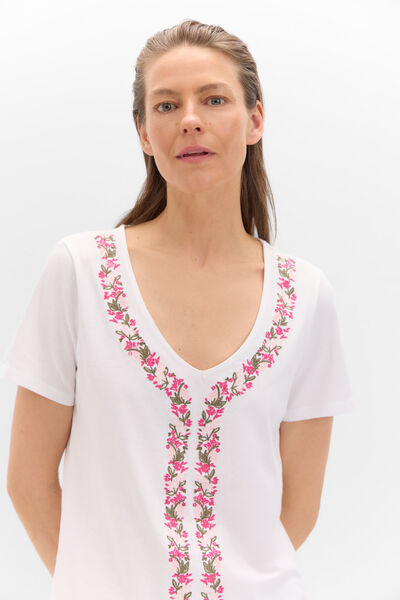 Cortefiel V t-shirt with embroidered White