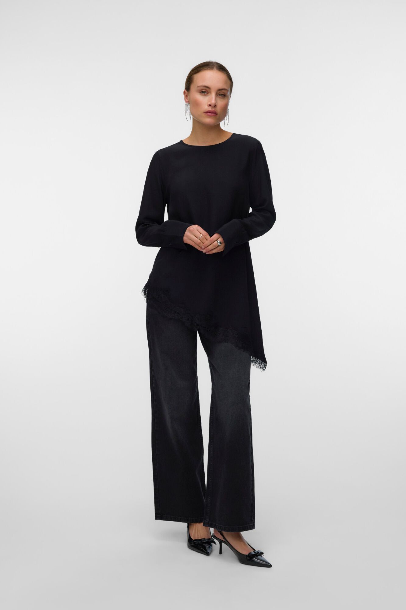 Vero Moda Top assim&eacute;trico com renda