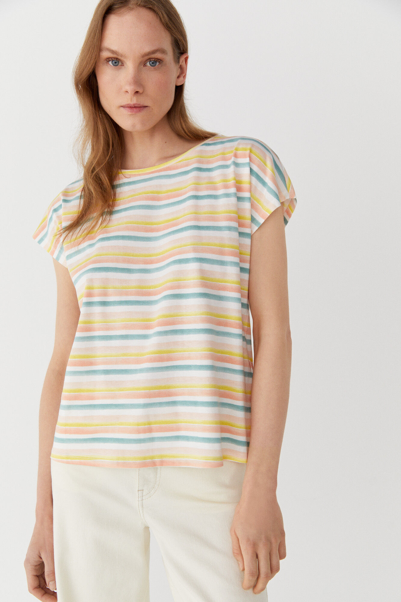 Tops y camisetas de mujer | Nueva Colección | Cortefiel