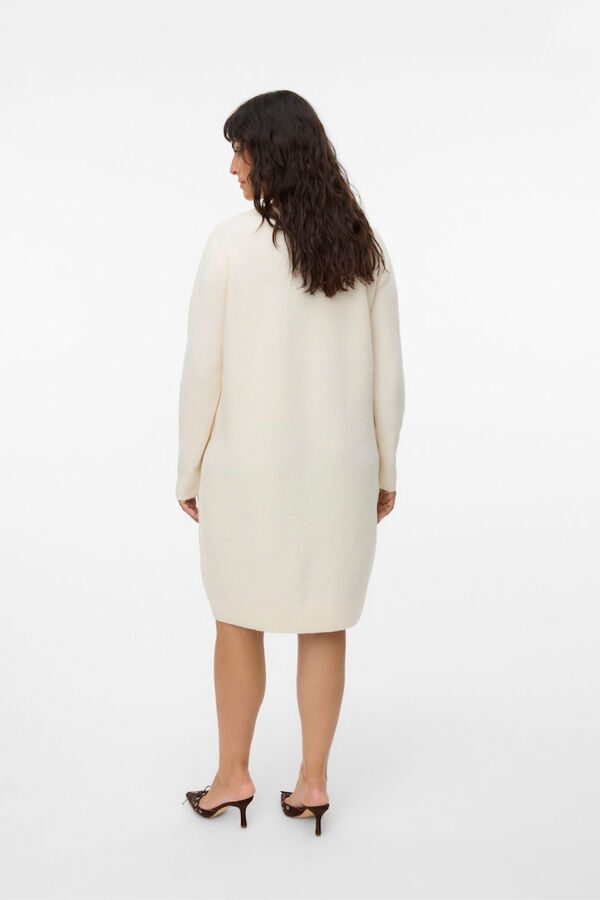 Vero Moda Curve Vestido de malha manga plus size  Tostado