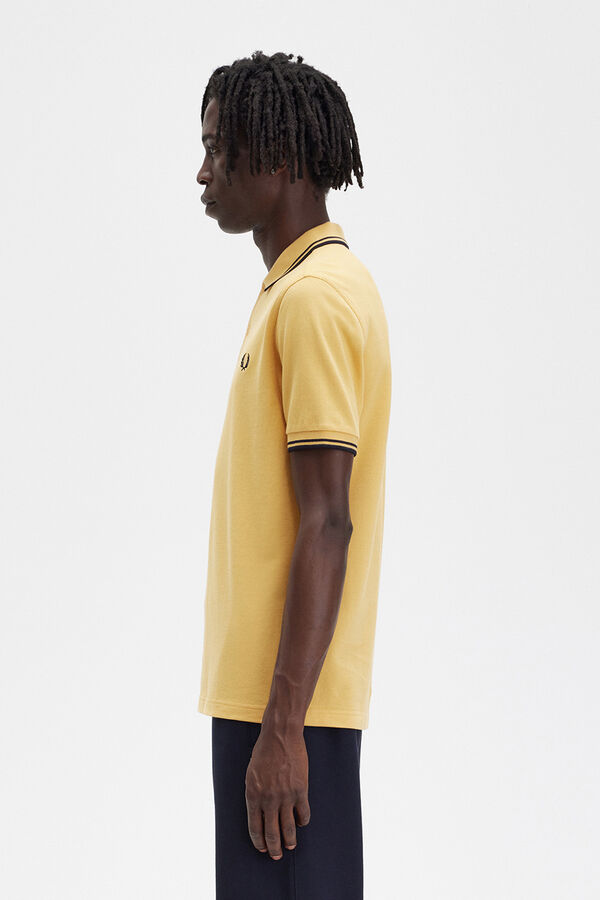 Cortefiel Twin Tipped Fred Perry Shirt Dourado