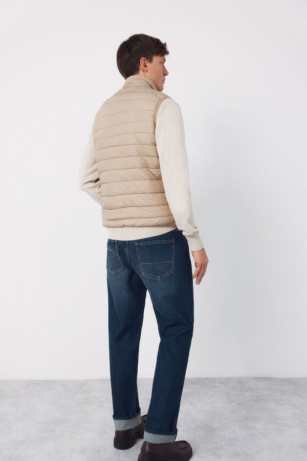 Cortefiel Ultra-light quilted gilet Beige