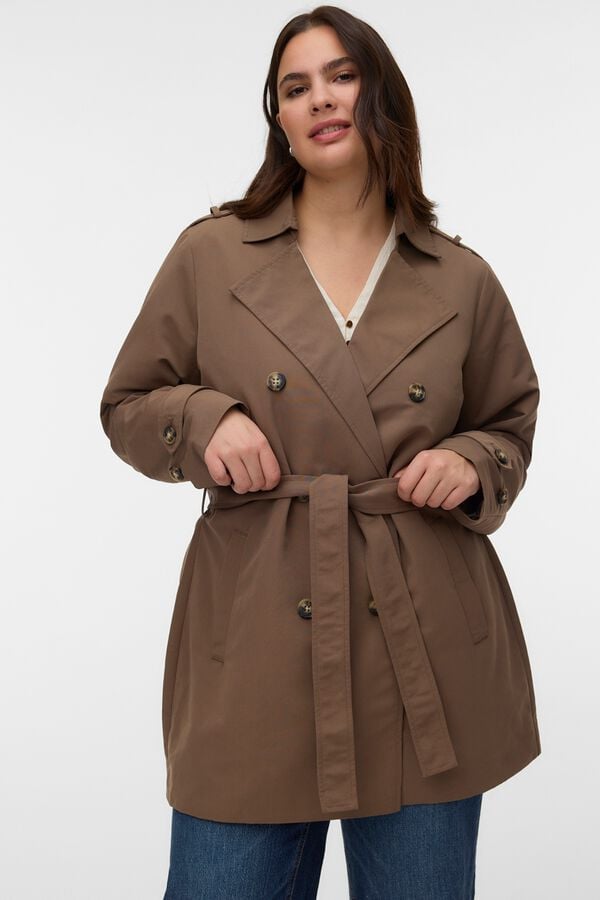 Vero Moda Curve Gabardina cl&aacute;ssica midi tamanhos grandes Castanho