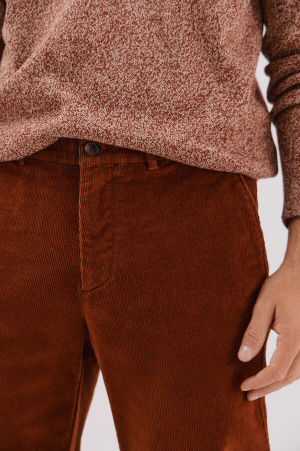 Cortefiel Calças chino bombazina Castanho