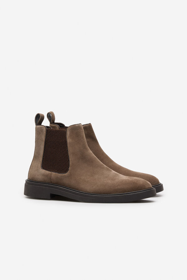 Cortefiel leather boot with side elastic bands Nude