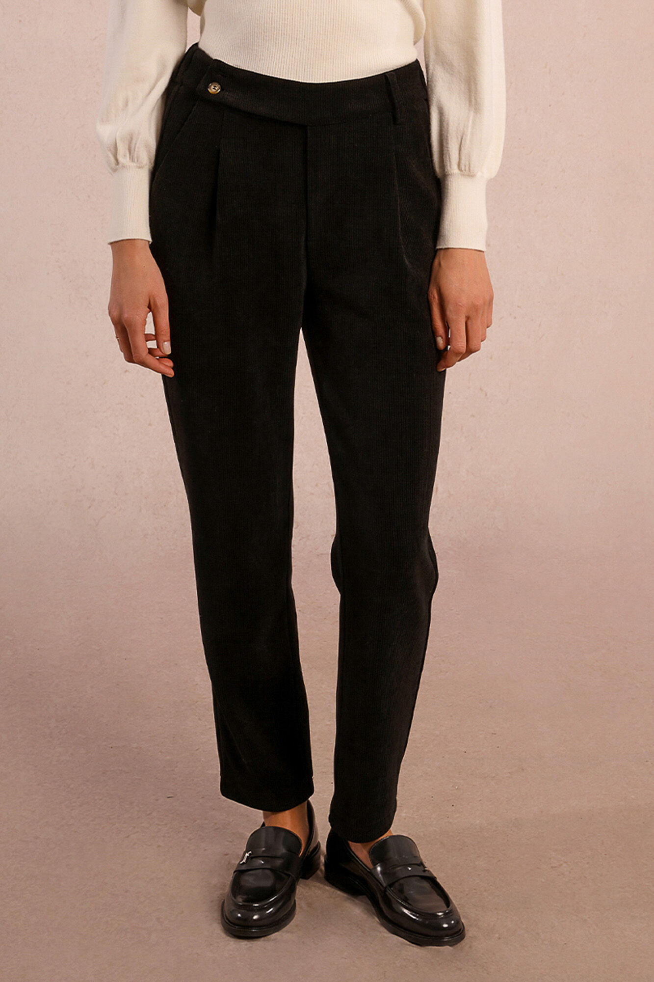 Molly Bracken Cal&ccedil;a compridas em tecido micro veludo cotel&ecirc;