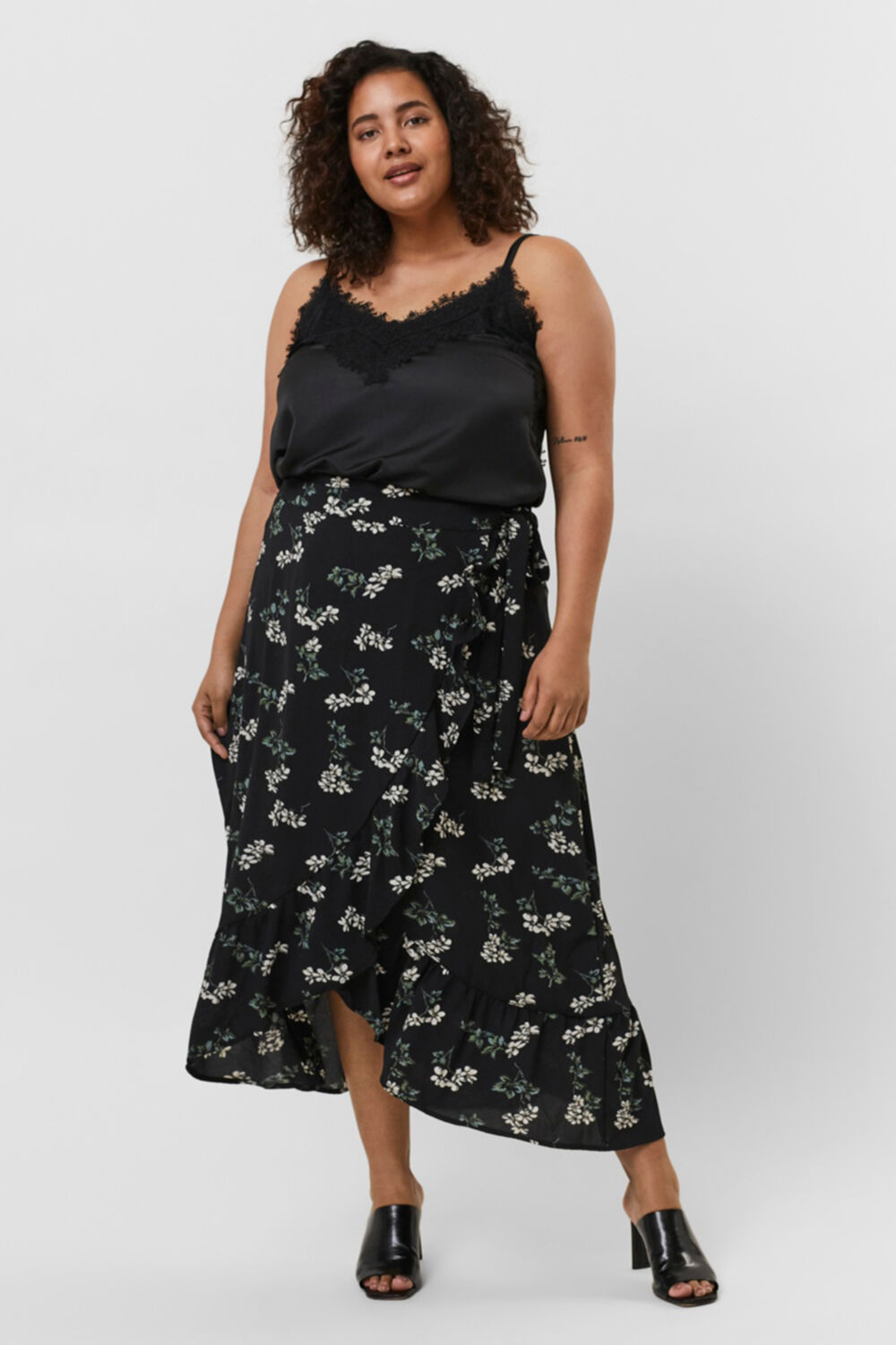 Ropa de Vero Moda Curve para mujer | FASHIOLA.es