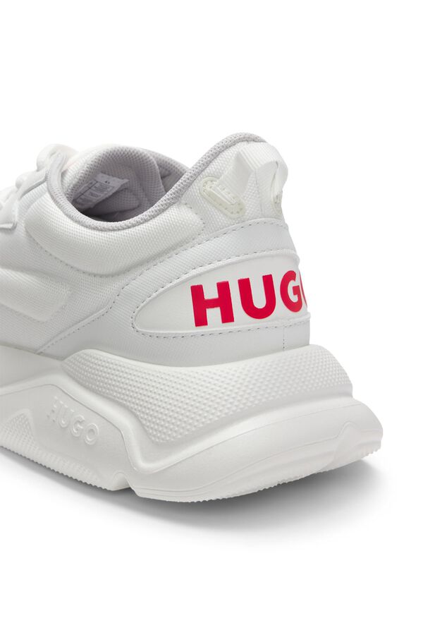 HUGO Chinelos de quarto contempor&acirc;neos Branco