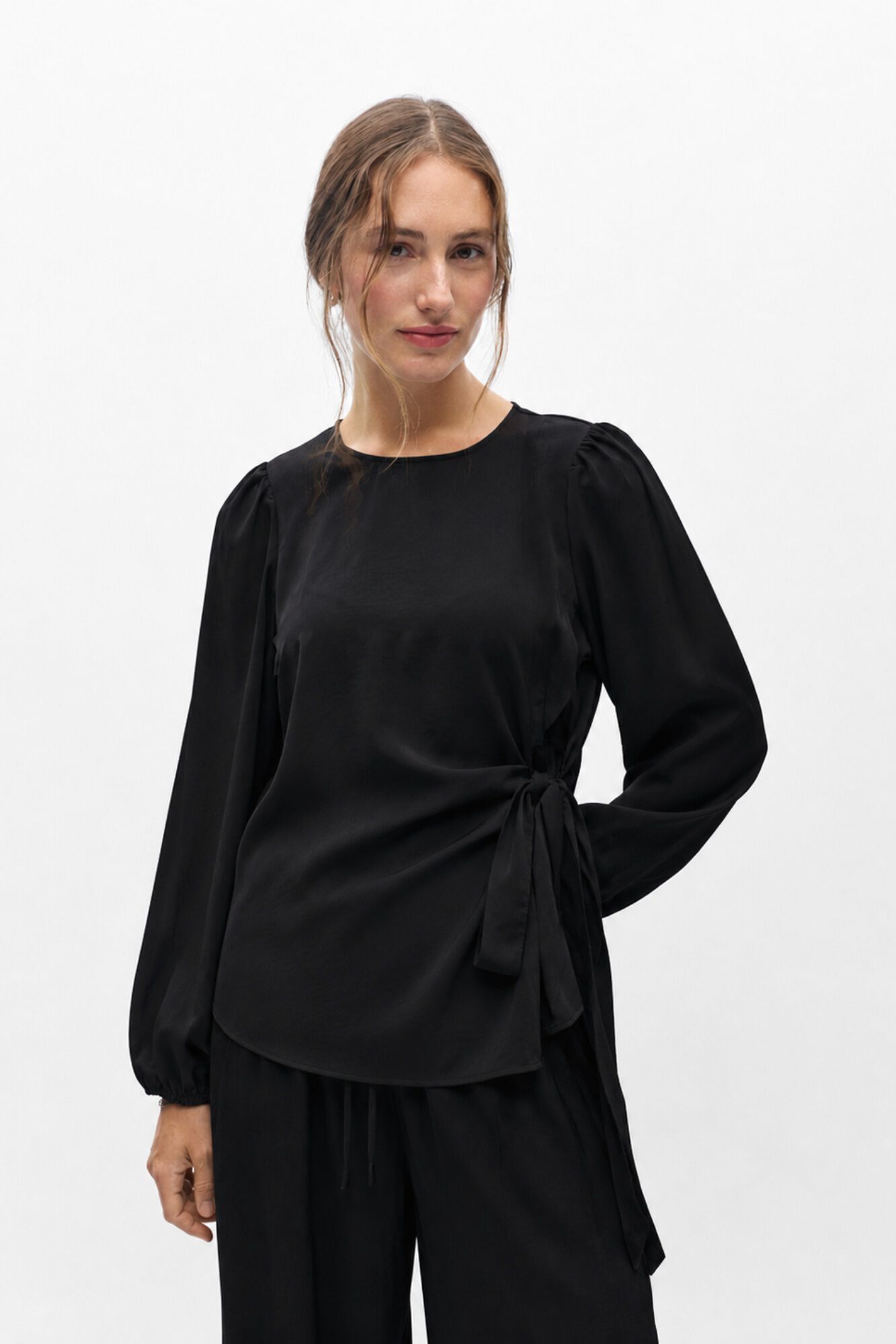 Object Blusa com la&ccedil;o acetinada