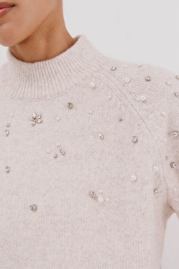 Cortefiel Jersey with rhinestones and pearls Ivory