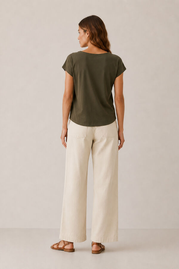 Vila T-shirt b&aacute;sica com detalhes de renda Verde