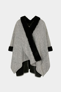 Cortefiel Cape with faux fur details Printed white