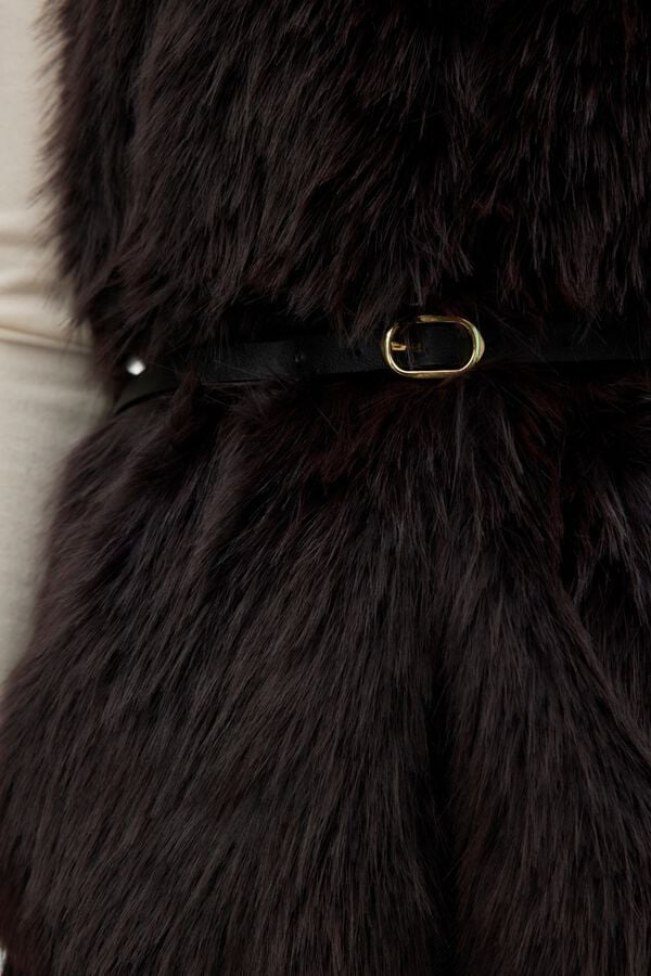 Vero Moda Colete de pelo com cinto Castanho