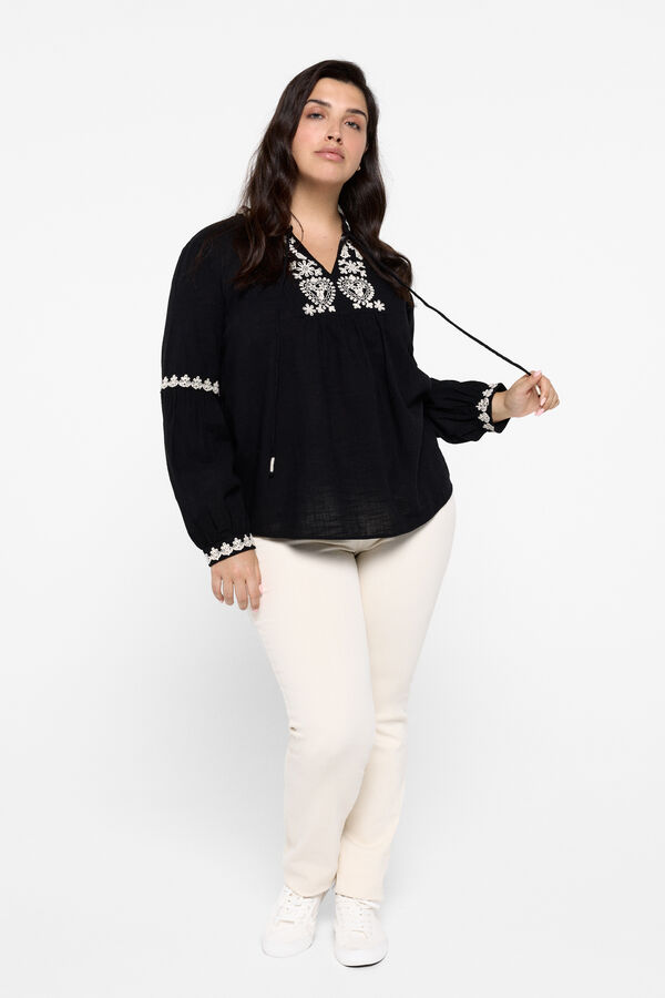 Cortefiel Long sleeve shirt with embroidered details plus size Black